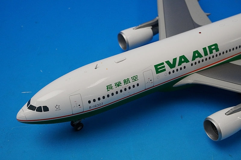 1:200 A330-200 Eva Air B-16307 XX2961 JC Wings airplane model