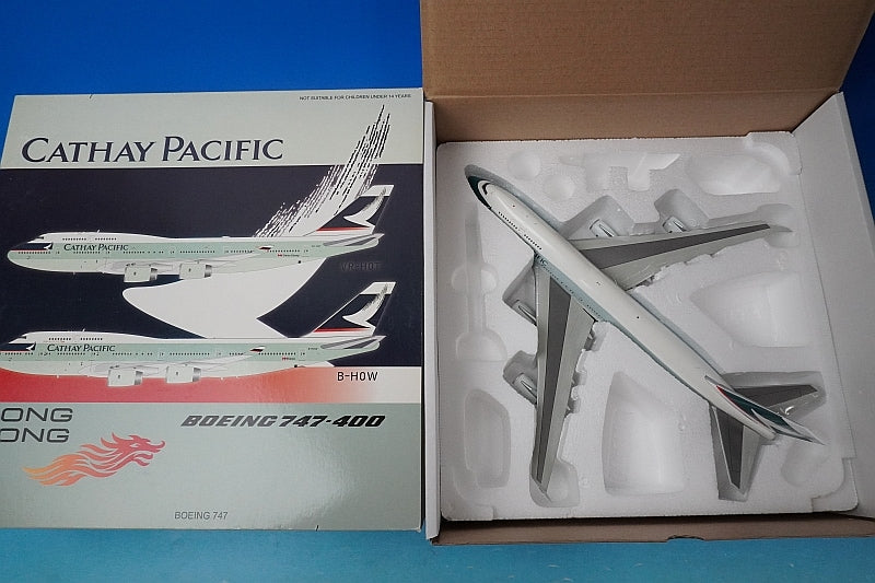 1:200 Airbus B747-400 Cathay Pacific VR-HOT BBOXCATH888 Blue Box airplane model