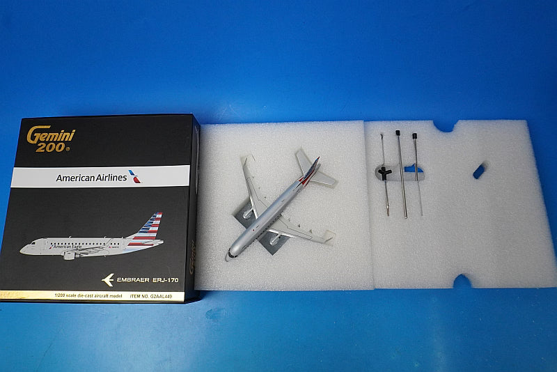 1:200 ERJ-170 American Eagle N401YX G2AAL449 Gemini airplane model