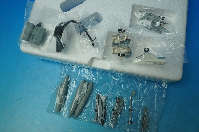 1:72 F/A-18F Two-Seater U.S. Navy Bounty Hunters aboard the aircraft carrier Abraham Lincoln NE100/#165916 HA5122 Hobby Master airplane model