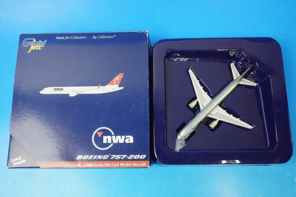 1:400 B757-200 Northwest Airlines N538US GJNWA820 Gemini