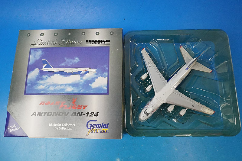 1:400 An-124 Antonov RA-82014 GJPOT510 Gemini