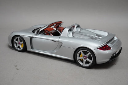 1:18 AUTOart 78041 Porsche Carrera GT Silver