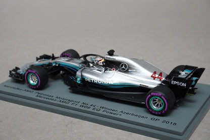 1:43 SPARK S6052 Mercedes AMG Petronas Motorsport Azerbaijan GP Winner 2018 #44 Lewis Hamilton