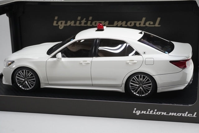 1:18 ignition model IG2195 Toyota Crown GRS214 Osaka Prefectural Police model car