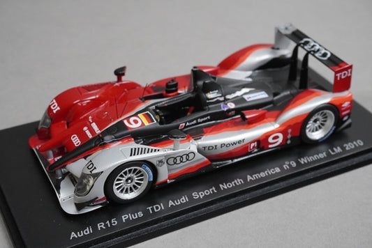 1:43 SPARK 43LM10 Audi R15 Plus TDI Sport North American Le Mans 2010 #9 model car