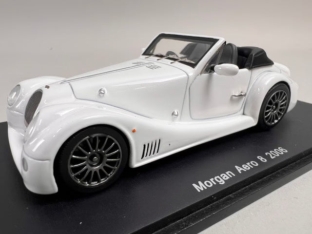 1:43 Spark S0374 Morgan Aero 8 2006 White