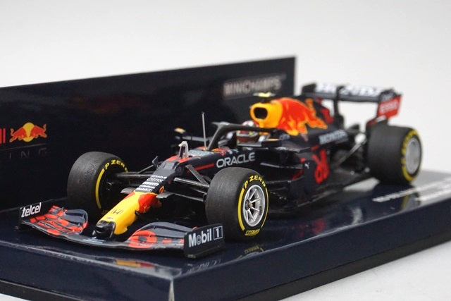 1:43 MINICHAMPS 410210111 Red Bull Racing Honda RB16B Emilia Romagna GP #11 S.Perez