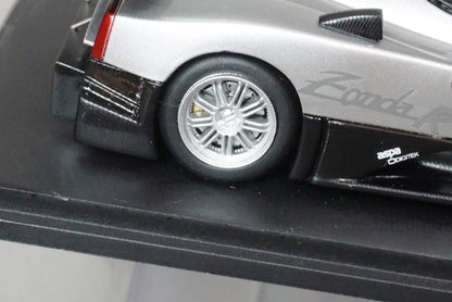 1:43 SPARK S0697 Pagani Zonda R 2007 #1