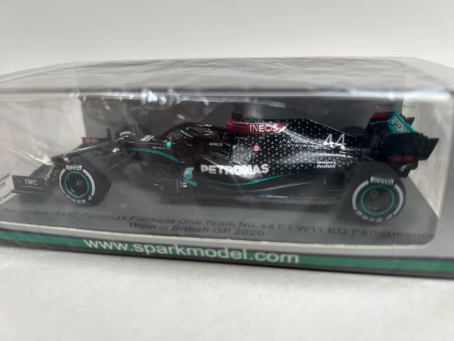 1:43 SPARK S6477 Mercedes AMG F1 W11 EQ Performance #44 Petronas F1 Team Winner Silverstone GP 2020 L.Hamilton