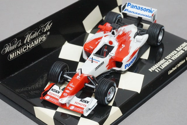 1:43 MINICHAMPS 400040186 Panasonic Toyota Racing F1 Ranch Version 2004 No Figure