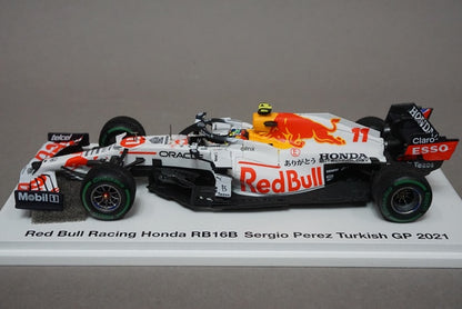 1:43 SPARK ZBE10FH227A01 Red Bull Racing RB16B Turkish GP 2021 S.Perez #11