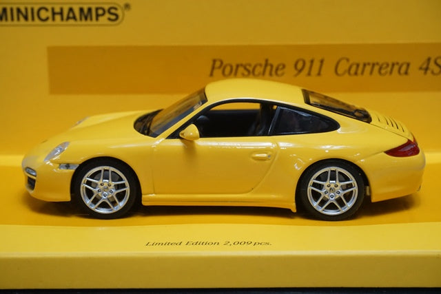 1:43 MINICHAMPS 436066420 Porsche 911 Carrera 4S 2008 Yellow