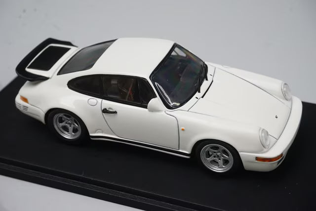1:43 SPARK KBS003 RUF CTR White