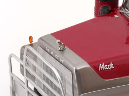 RK180173 ROAD KINGS 1:18 Mack RL 700L Red Metallic/Silver
