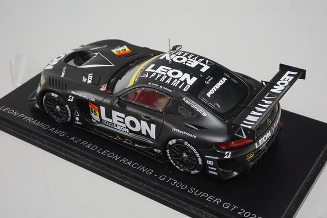 1:43 SPARK SGT086 LEON PYRAMID AMG - K2 R&D LEON RACING Naoya Gamo/Takuro Shinohara GT 300 Super GT 2023 #65