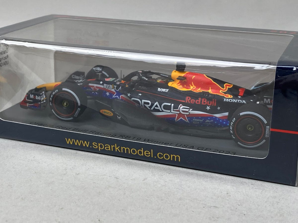 1:43 SPARK S8915 Oracle Red Bull Racing RB19 Winner USA GP 2023 #1 Max Verstappen