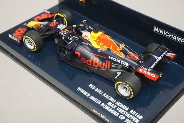 1:43 MINICHAMPS 410210133 Honda Red Bull Racing RB16B Emilia Romagna GP Winner 2011 #33 M. Verstappen