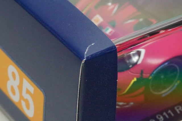 1:43 SPARK S8766 Porsche 911 RSR-19 Iron Dames LM 24H 2023 #85 model car