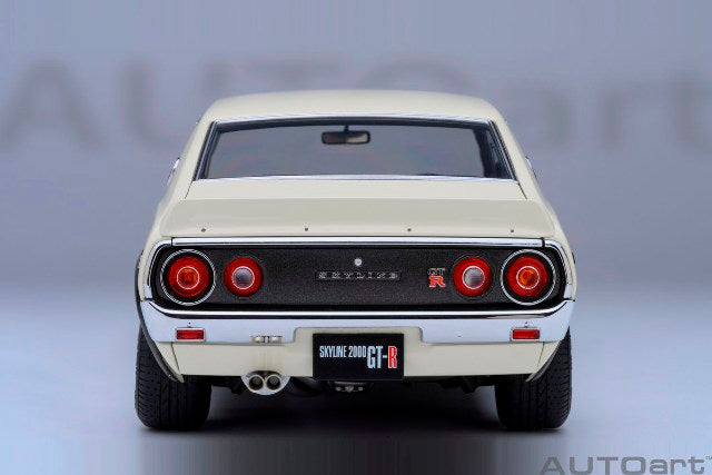 [ Pre-order ] 77467 AUTOart 1:18 Nissan Skyline 2000GT-R (KPGC110) Tuned Version White