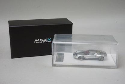 M64X 1:64 Ford GT40 MK1 Silver with Black Stripe model car