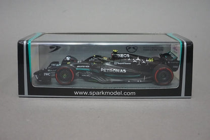 1:43 SPARK S8590 Mercedes-AMG Petronas F1 Team W14 E-Performance British GP 3rd 2023 #44 L. Hamilton model car