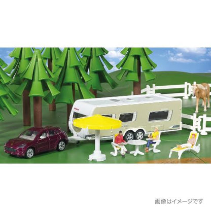 SK2542 SIKU 1:55 Porsche Macan with Caravan