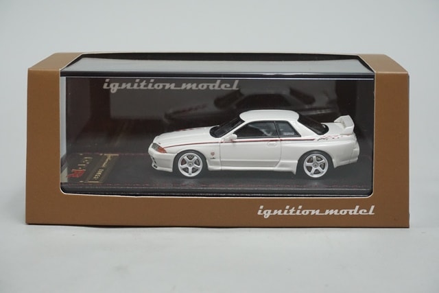 1:64 ignition ｍodel IG2688 Nissan Skyline GT-R Nismo (R32) White model car