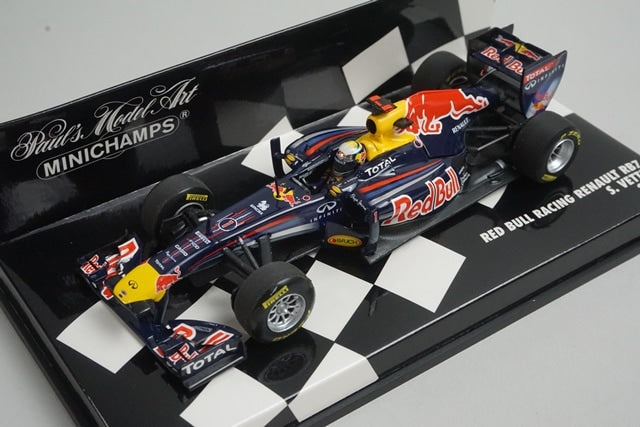 1:43 MINICHAMPS 410110001 Red Bull Racing Renault RB7 2011 #1 S.Vettel model car