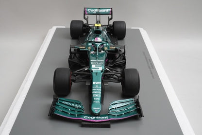 1:18 Spark 18S598 Aston Martin AMR21 Azerbaijan GP 2nd 2021 #5 S.Vettel model car