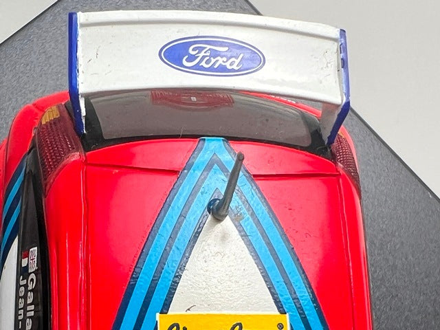 1:43 VITESSE SKM99035 Ford Focus WRC Martini MONTE CARLO Rally 1999 #8 S. Jean-Joseph F. Gallagher model car