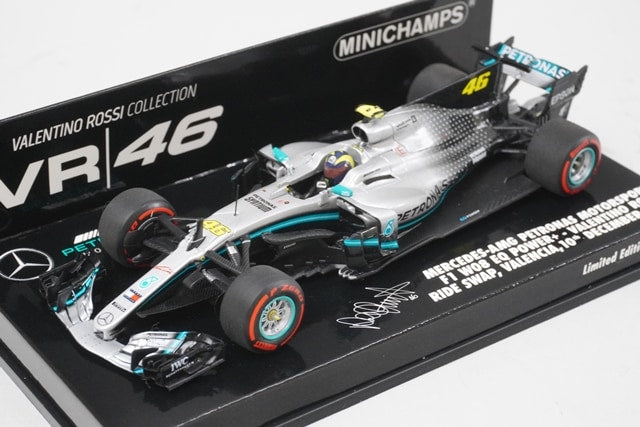 1:43 MINICHAMPS 410191746 Mercedes-AMG Petronas Motorsport F1 W08 Valencia RIDE SWAP 2019 #46 V. Rossi model car