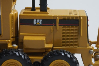 1:50 NORSCOT 55030 Caterpillar CAT 140H Motor Grader model car