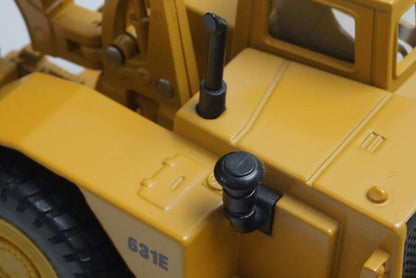 1:50 NORSCOT 55699 Caterpillar CAT 631E Scraper model car