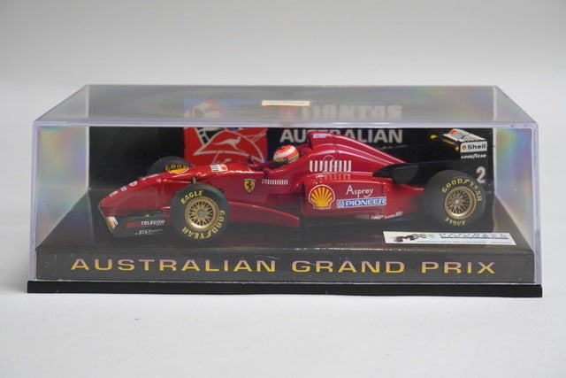1:43 MINICHAMPS 433960002 Qantas Ferrari F310 Australian GP 1997 #2 E. Irvine model car