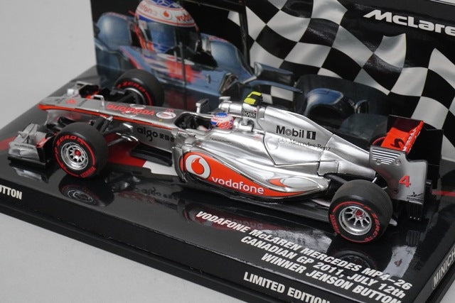 1:43 MINICHAMPS 533114314 Vodafone McLaren Mercedes MP4-26 Canada 2011 #4 model car