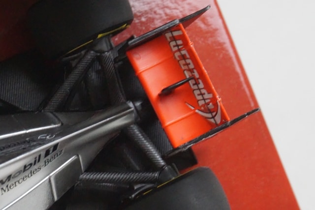 1:43 MINICHAMPS 533134376 Vodafone McLaren Mercedes 2013 #6 model car