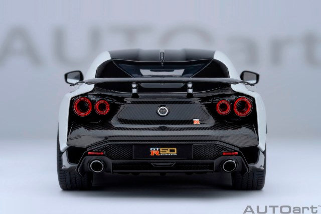 77511 AUTOart 1:18 Nissan GT-R50 by ITALDESIGN Metallic White Black model car