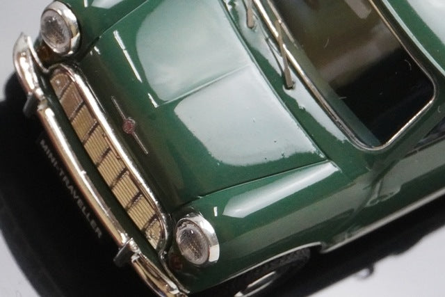 1:43 EBBRO 44501 Morris Mini Traveller Green model car