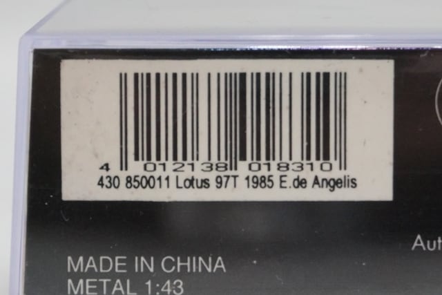 1:43 MINICHAMPS 430850011 Lotus 97T 1985 #11 model car