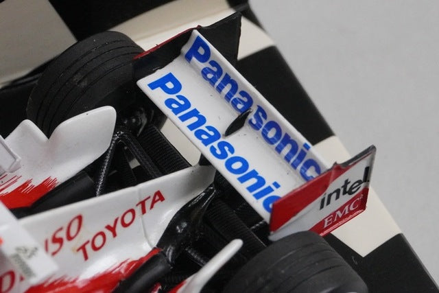 1:43 MINICHAMPS 400050016 Panasonic Toyota Racing TF105 #16 model car