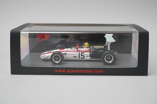 1:43 Spark S6225 Honda RA301 Italian GP 1968 #15 model car