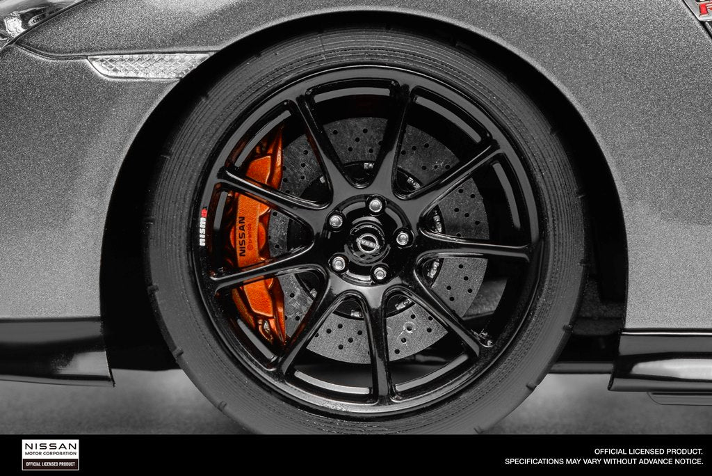 M83507 MOTORHELIX 1:18 Nissan GT-R (R35) Track Edition Engineered By NISMO 2020 Dark Metal Grey