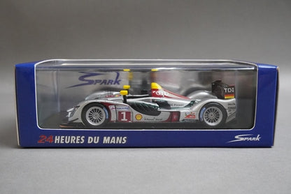 1:43 SPARK S0687 Audi R15 TDI Sports Team Joest Le Mans 3rd 2009 #1 model car