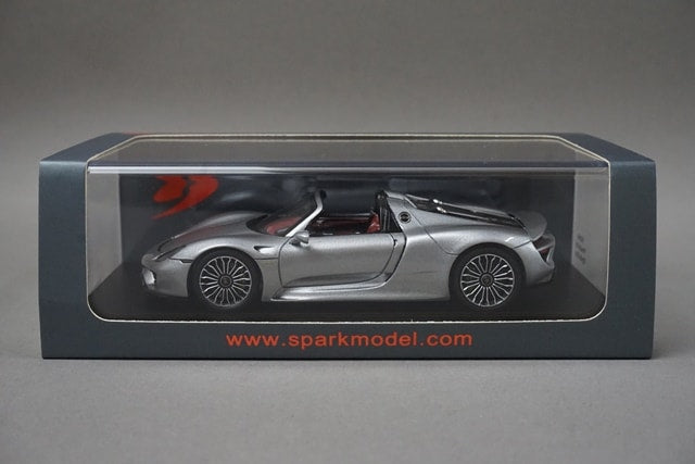 1:43 SPARK S4244 Porsche 918 Spyder 2014 model car