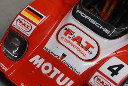 1:43 SPARK S0328 Porsche Kremer K8 Le Mans 1995 #4 model car