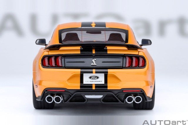 [ Pre-order ] 73099 AUTOart 1:18 Ford Mustang Shelby GT500 (Orange with Black Stripes)