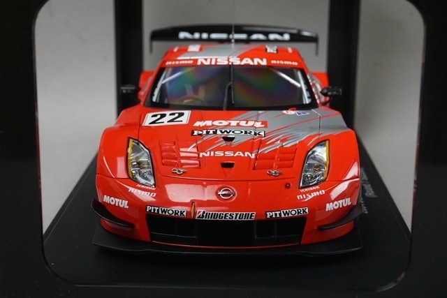 1:18 AUTOart 80482 Nissan Motul Pitwork Z JGTC Suzuka Rd.7 2004 #22 Late model