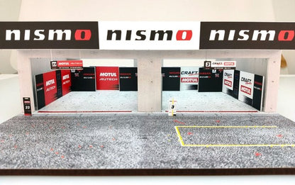 1:43 EBBRO 15004 Nismo Motul PIT BOX model car
