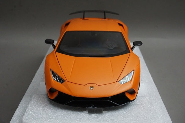 1:18 AUTOart 79152 Lamborghini Huracan Performante Matte Orange model car
